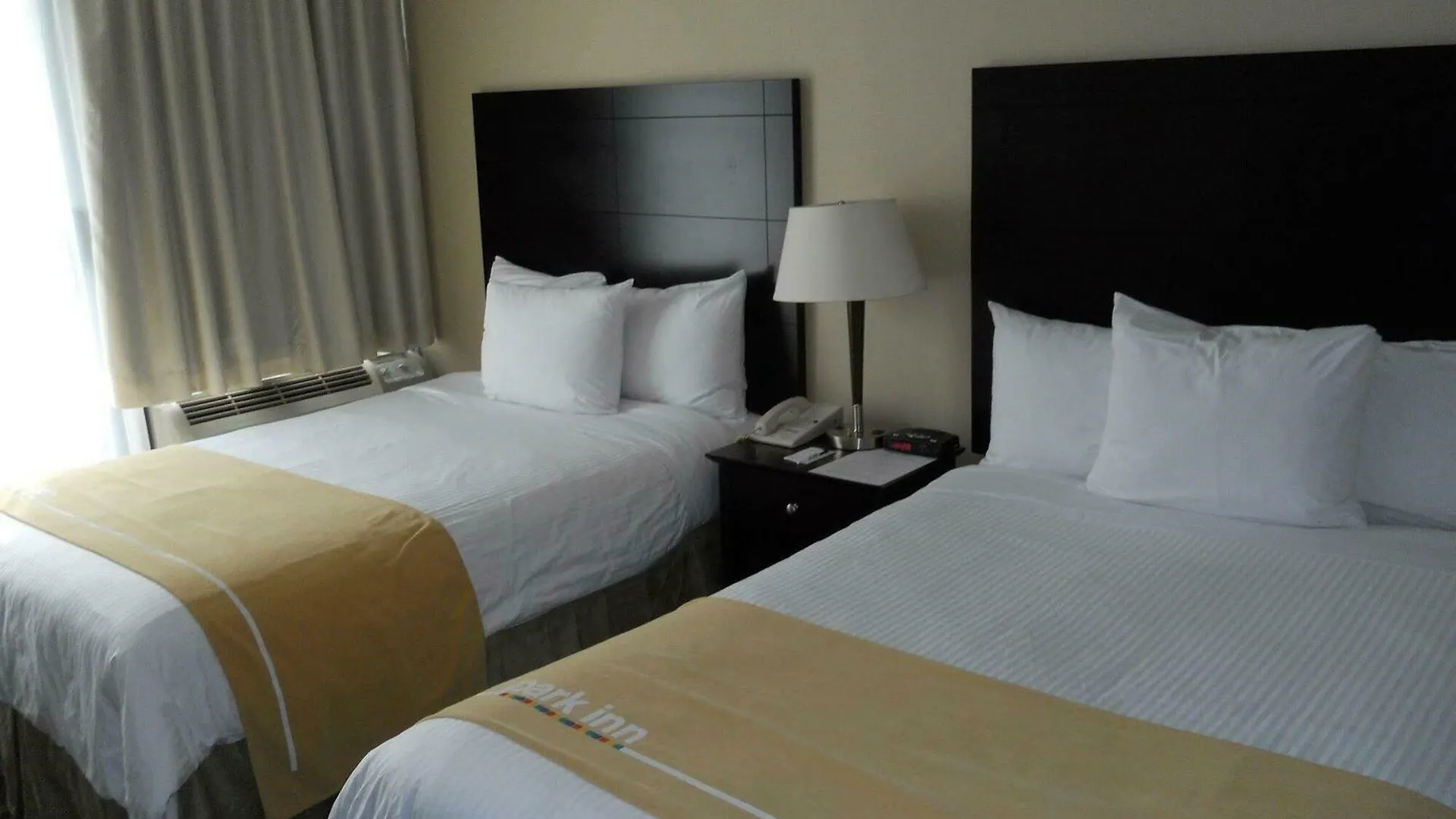Park Inn & Suites By Radisson Vancouver Hotel